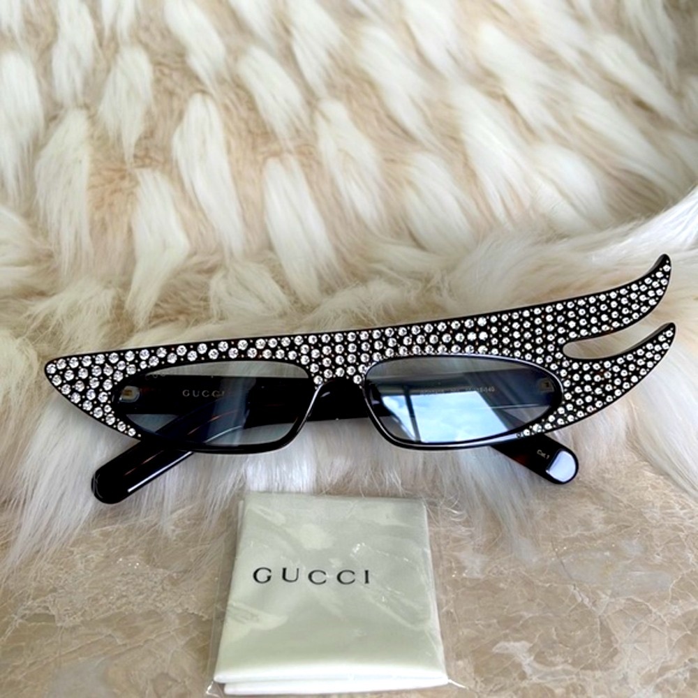 Gucci Bad Bunny wore these on his music video 100% authentic - Picture 3 of 12